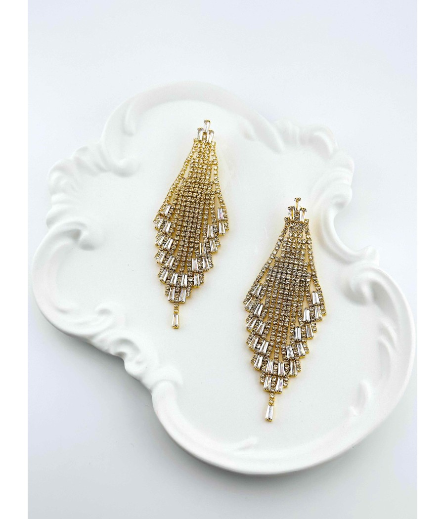 Μακριά Χρυσά Σκουλαρίκια με Ζιργκόν – Εντυπωσιακό Σχέδιο