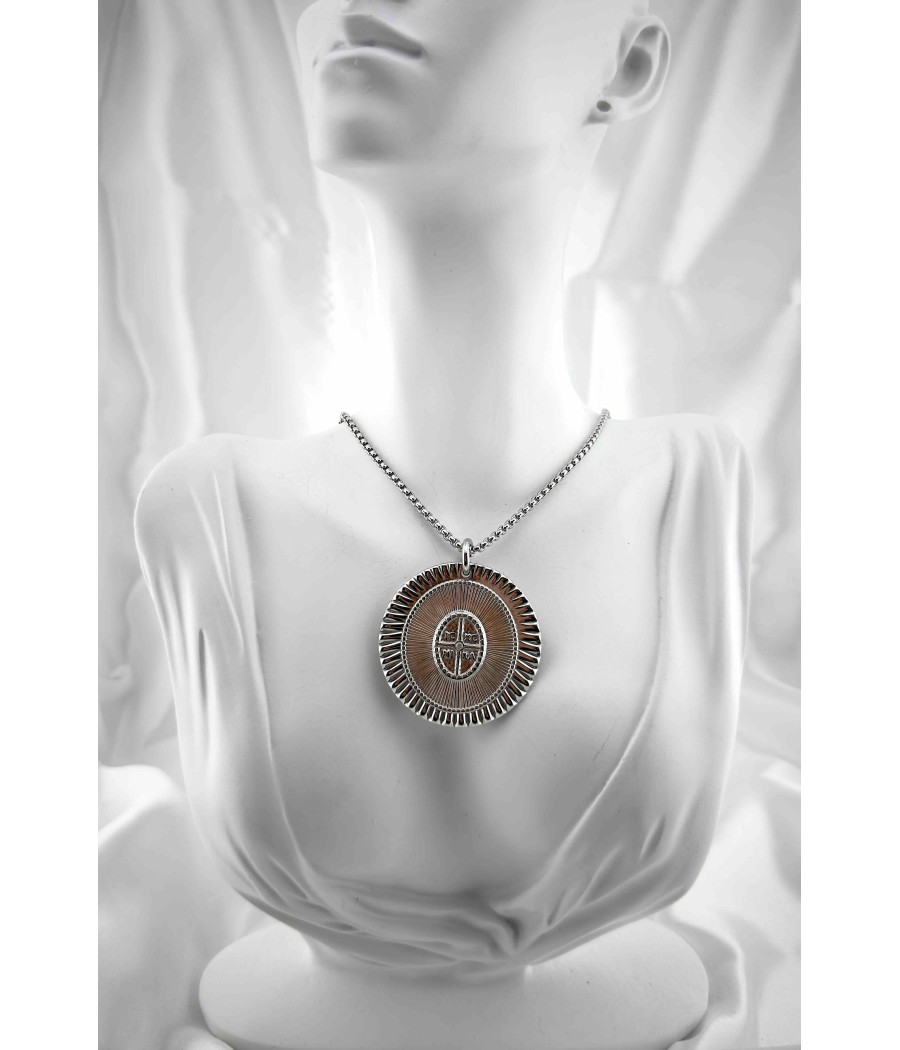 Κωνσταντινάτο με διακριτικές Κόκκινες Πέτρες από Ανοξείδωτο Ατσάλι